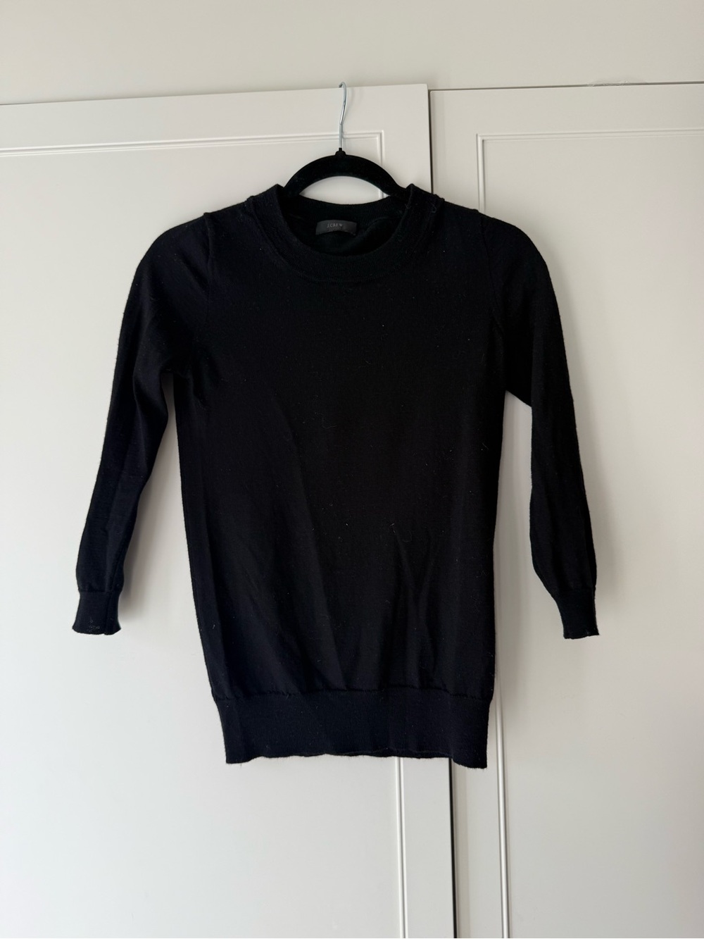 Vintage Classic Black Crewneck Women's Sweater - 3/4 sleeve - 100% Merino wool